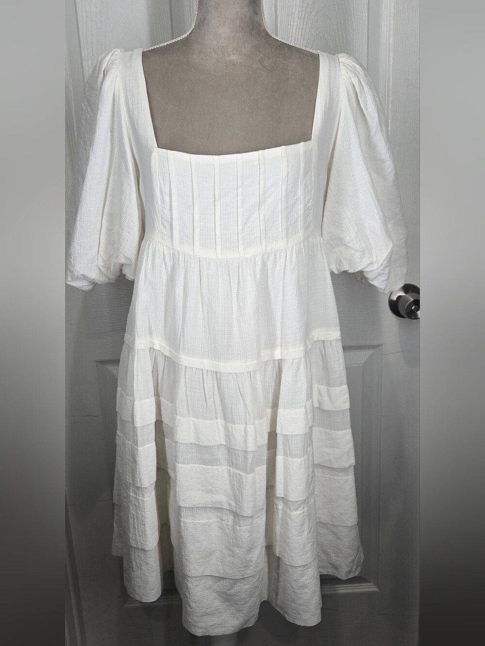 Anthropologie Square-Neck Puff-Sleeve Tiered Mini Dress White M - Picture 7 of 17